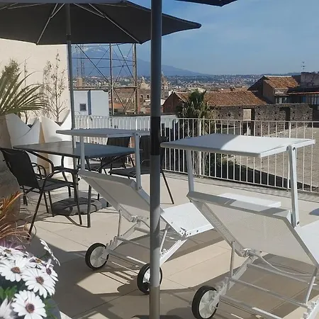 Attico Sul Porto Di E Vista Vulcano Apartamento Catânia